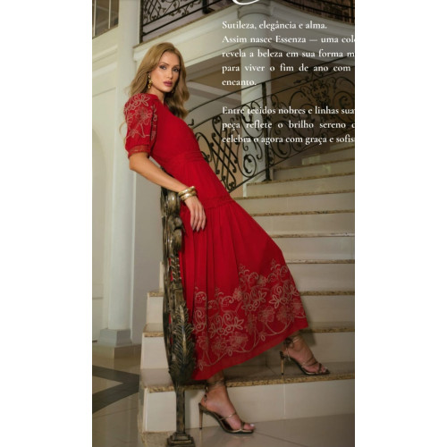 VESTIDO EM LAISE COM MANGA CURTA