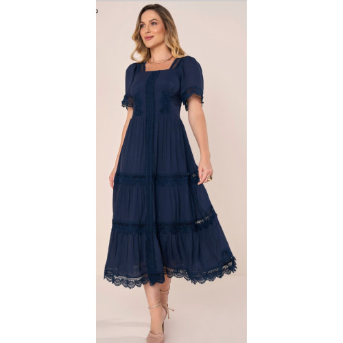 VESTIDO EM KIRAS COM RECORTE